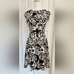 Elle Black and Cream Rose Midi Dress (S)